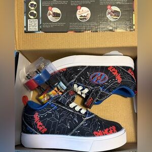 Heelys Kids Sneakers - Black with Red and Blue Accents - Size 13C - NIB